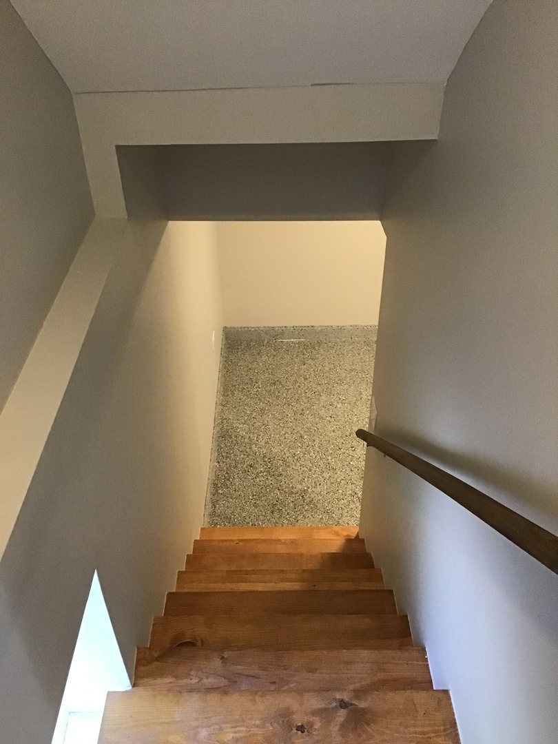 214 East 68th Street Chicago, IL 60637 - Photo 23 of 34