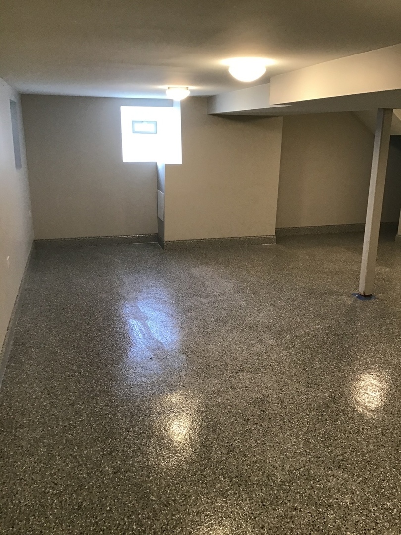 214 East 68th Street Chicago, IL 60637 - Photo 24 of 34