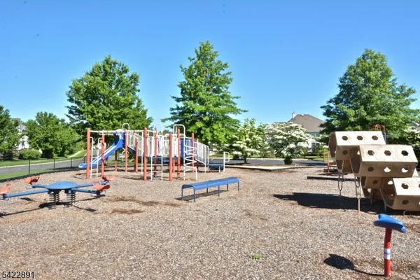 $749,900 | 33 Pony Lane, Flemington, NJ 08822