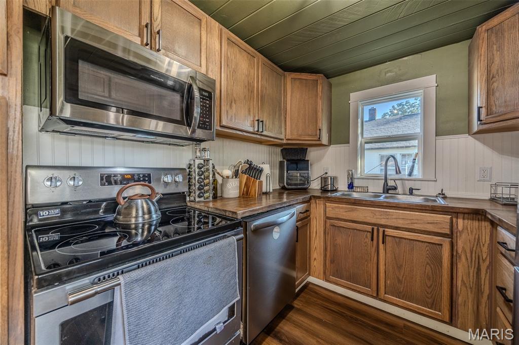 317 Read Street Lebanon, MO 65536 - Photo 2 of 45