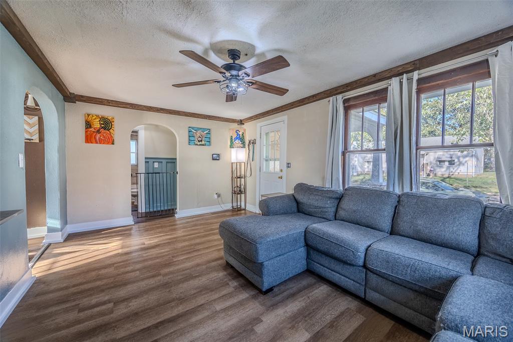 317 Read Street Lebanon, MO 65536 - Photo 6 of 45