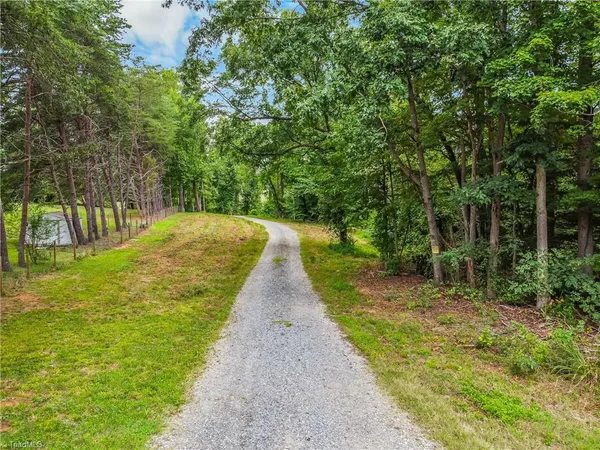 $595,000 | 911 Tuttle Road, Rural Hall, NC 27045
