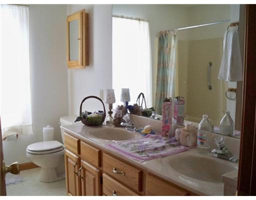 353 Dexter Road Cambridge, ME 04923 - Photo 12 of 14 Bathroom.