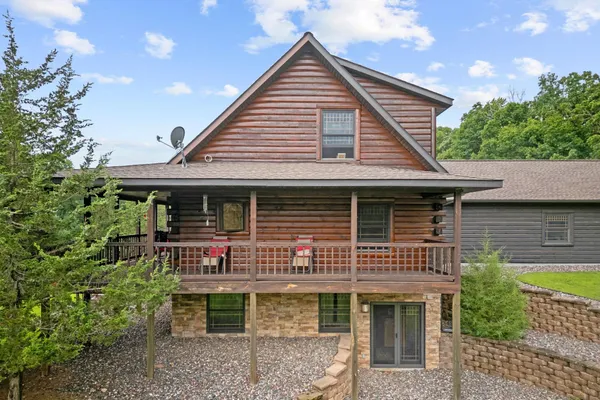 $1,300,000 | 2427 Beede Lake Trail, St. Croix Falls, WI 54024