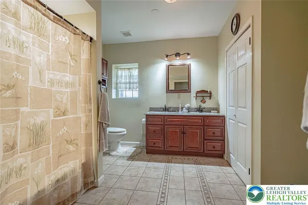 $589,900 | 2475 Spring Street, Coplay, PA 18037
