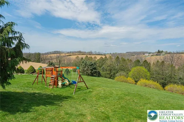 $589,900 | 2475 Spring Street, Coplay, PA 18037