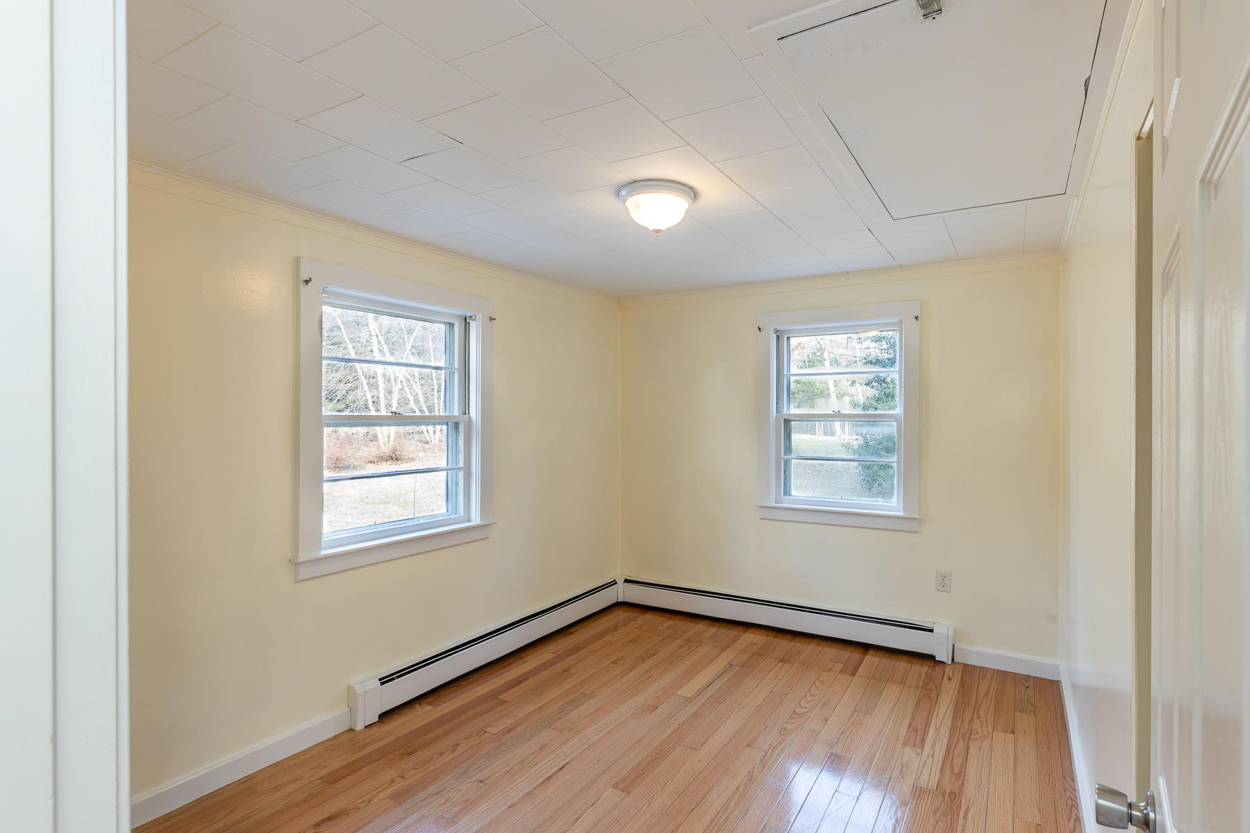 45 Hooppole Road Mashpee, MA 02649 - Photo 9 of 28 45HooppoleRdMashpee-0865