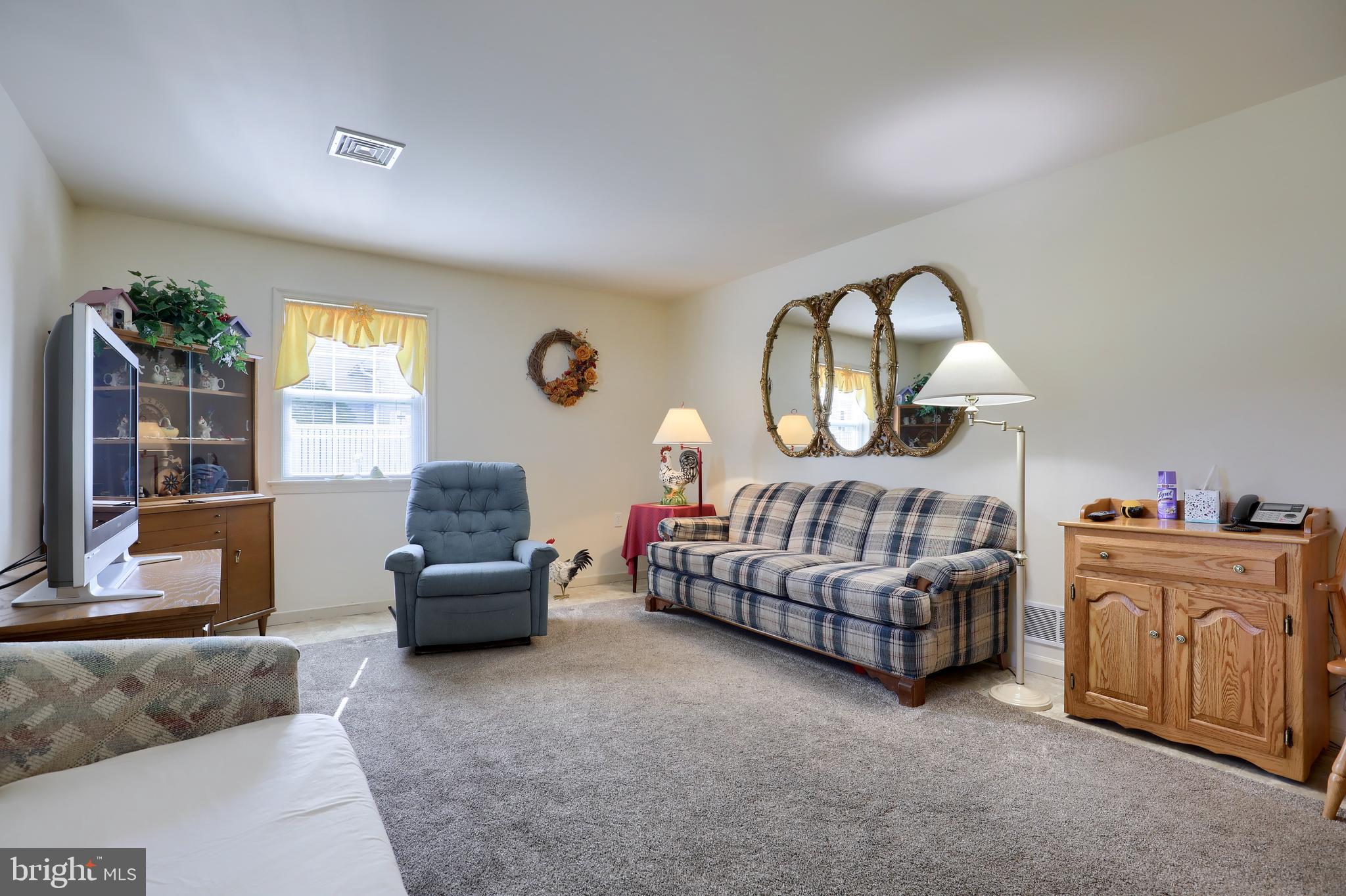 11 Hurst Boulevard Lititz, PA 17543 - Photo 33 of 37