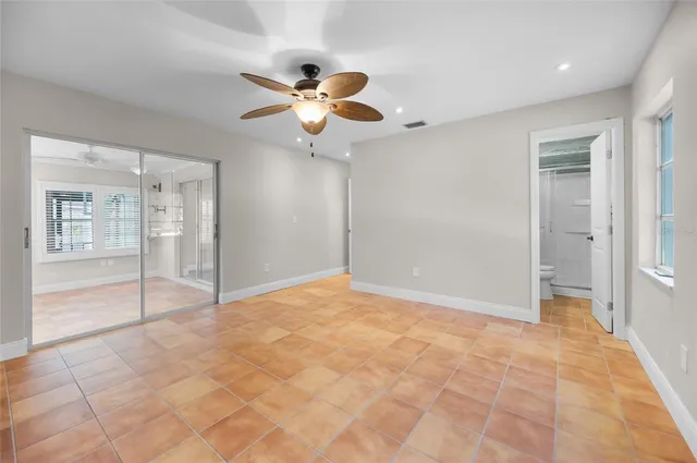a view of livingroom with workspace