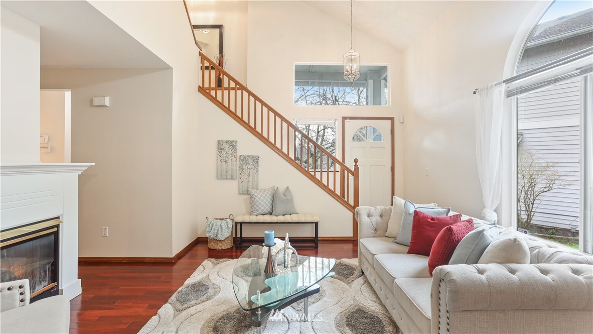 18800 20th Avenue Southeast Bothell, WA 98012 - Photo 5 of 30 Gallery Image 5