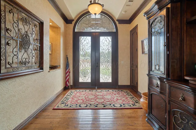 a view of a interior of the house