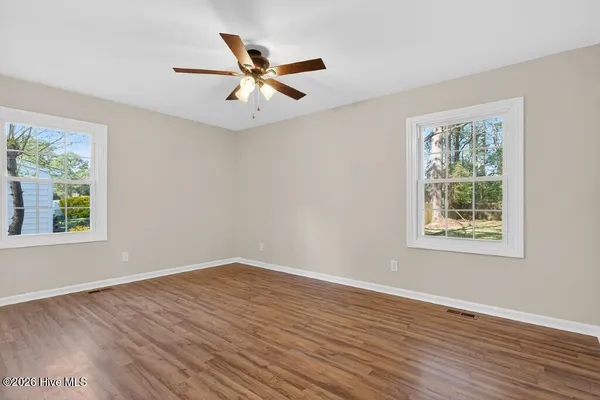 $329,000 | 3504 Taylor Street, New Bern, NC 28560
