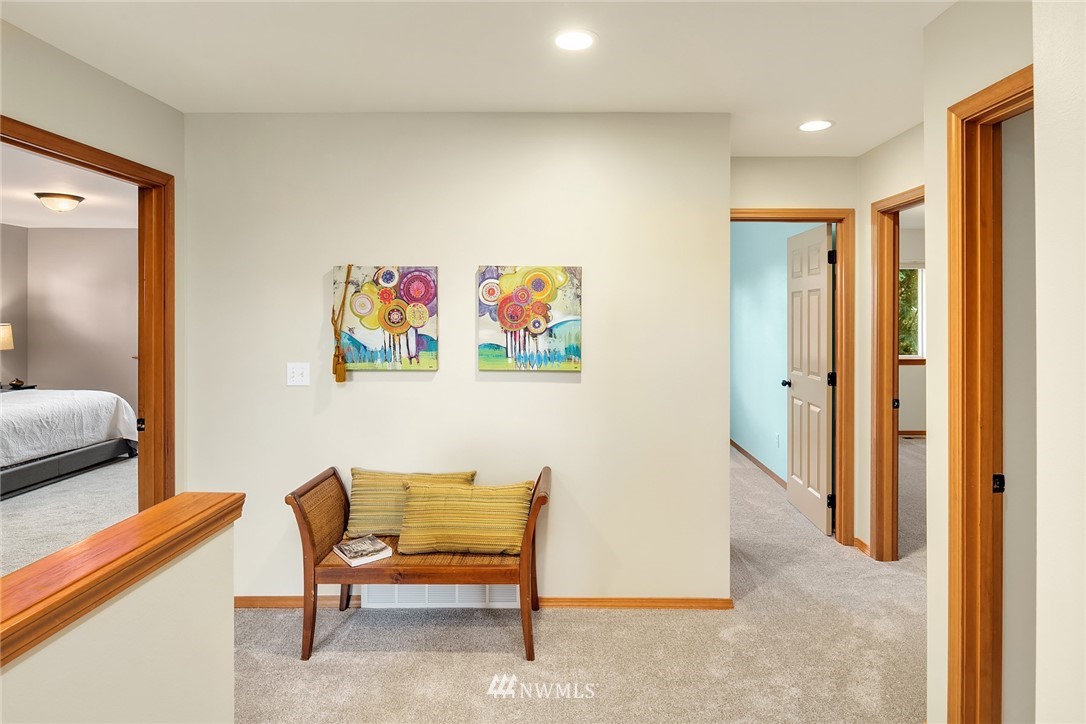210 Hubbard Road, Unit 2 Lynnwood, WA 98036 - Photo 16 of 25 a view of a hallway with workspace