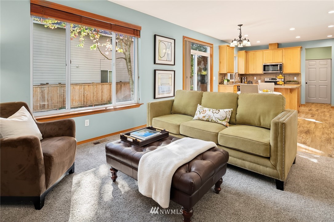 210 Hubbard Road, Unit 2 Lynnwood, WA 98036 - Photo 6 of 25 a living room with furniture and a large window