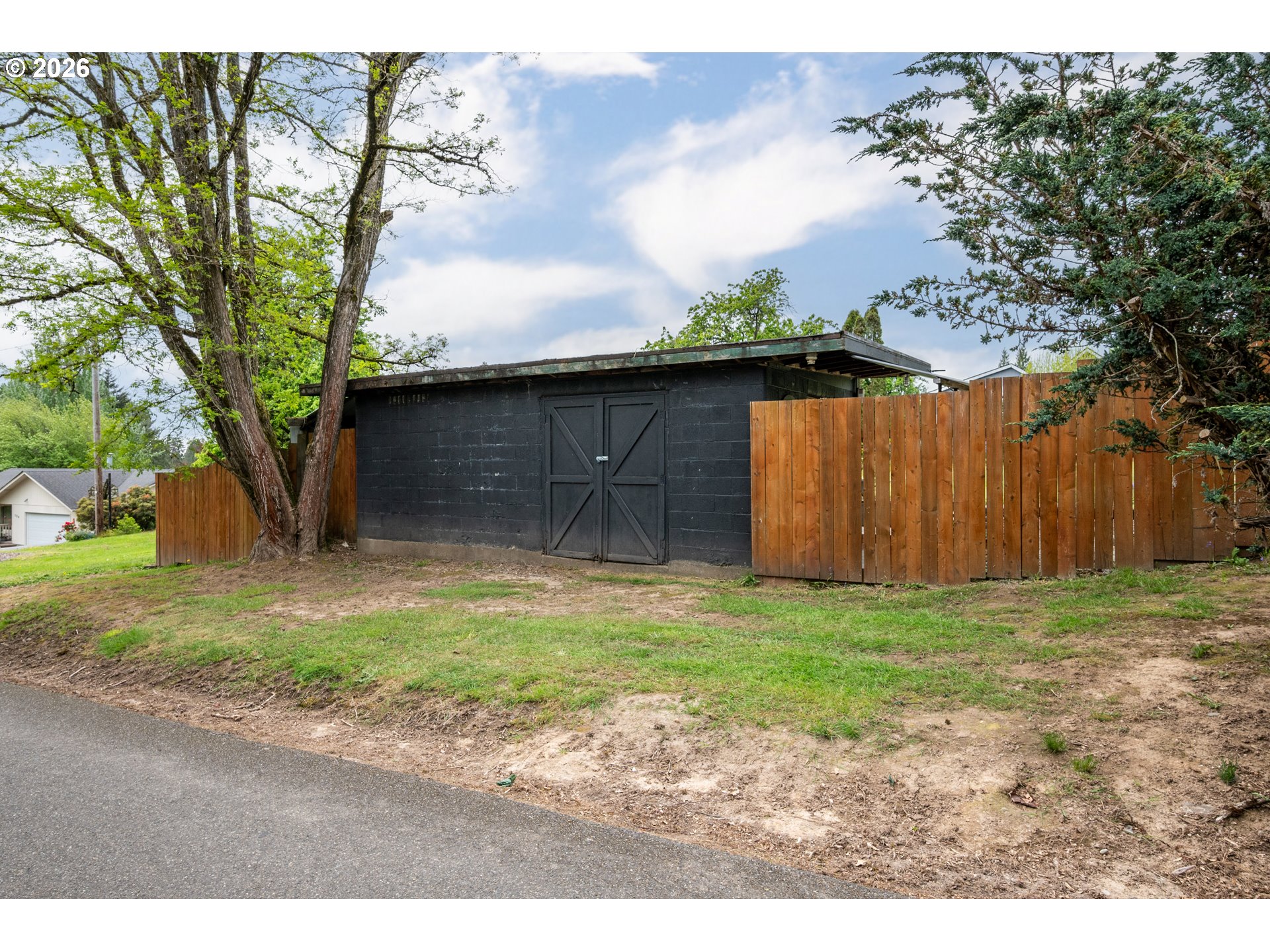 3403 Columbia Heights Road Longview, WA 98632 - Photo 27 of 32
