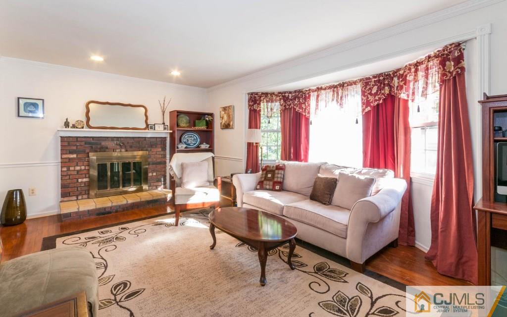 19 Clearview Road East Brunswick, NJ 08816 - Photo 7 of 23 Gallery Image 7