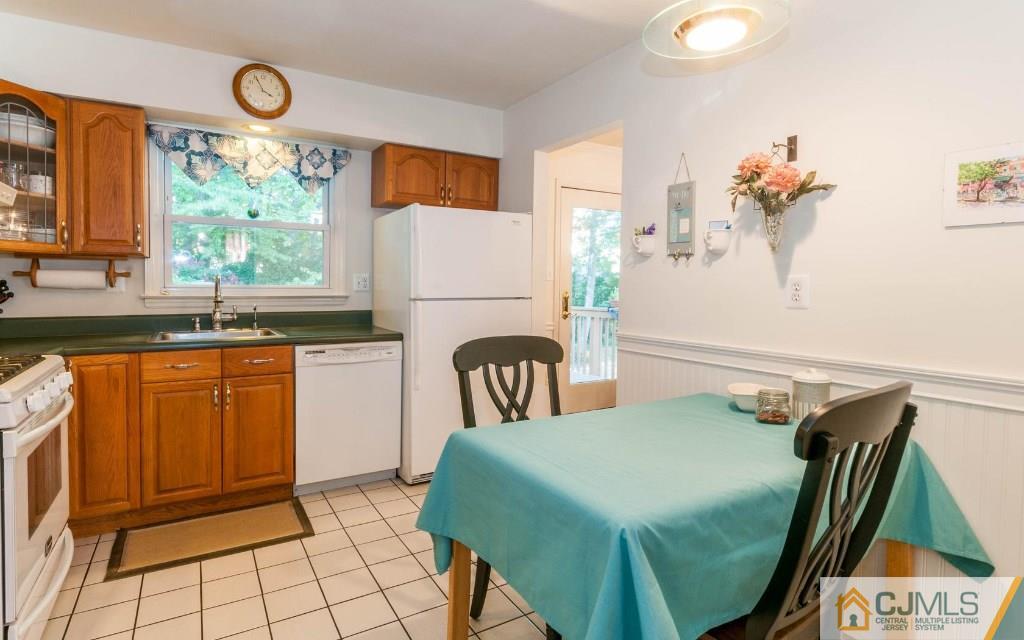 19 Clearview Road East Brunswick, NJ 08816 - Photo 9 of 23 Gallery Image 9