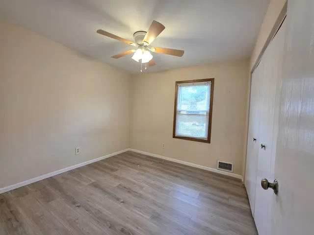 $269,900 | 205 Auburn Court, Unit 205, St. Charles, IL 60174