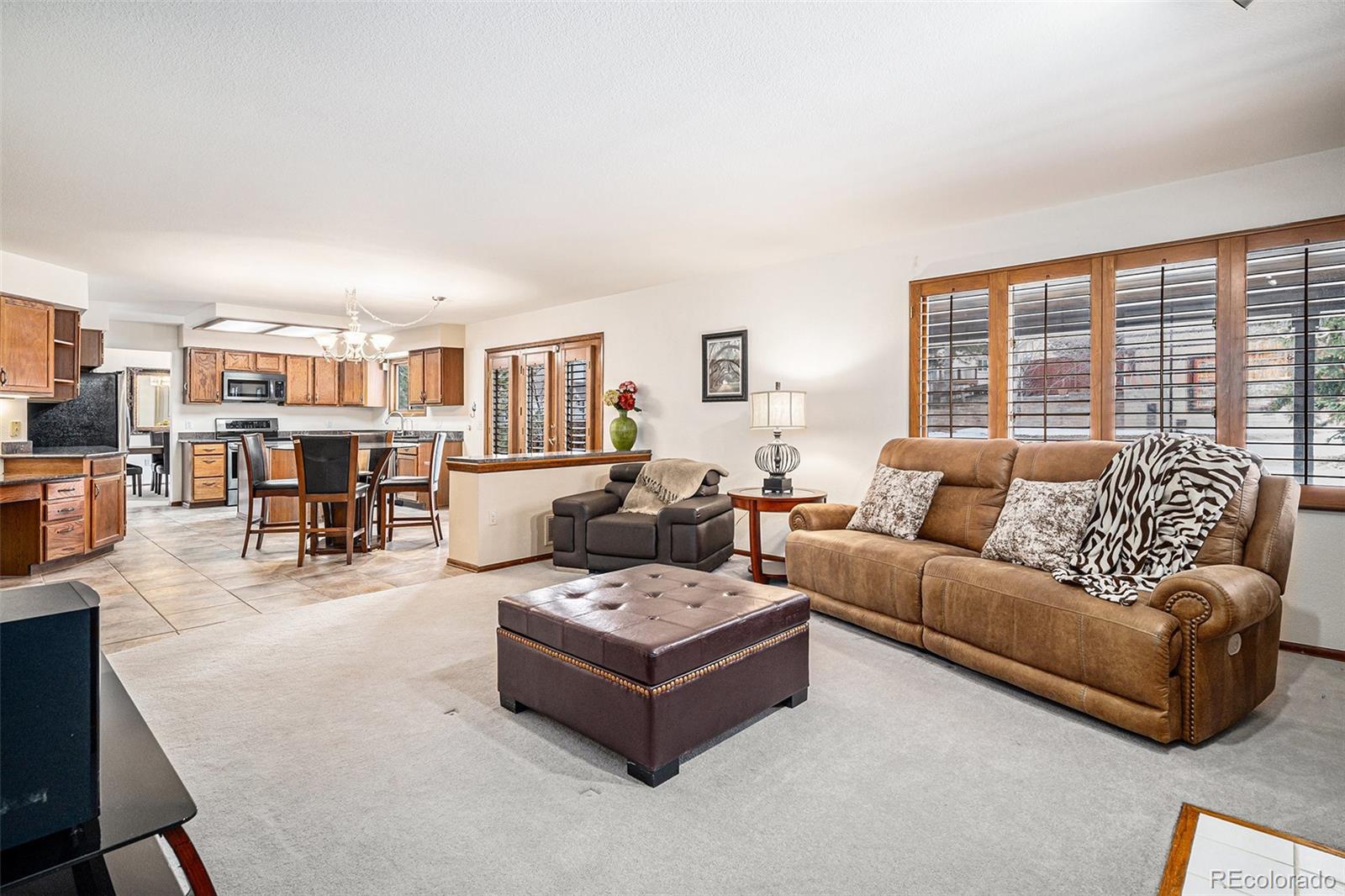 9810 Venneford Ranch Road Highlands Ranch, CO 80126 - Photo 11 of 34