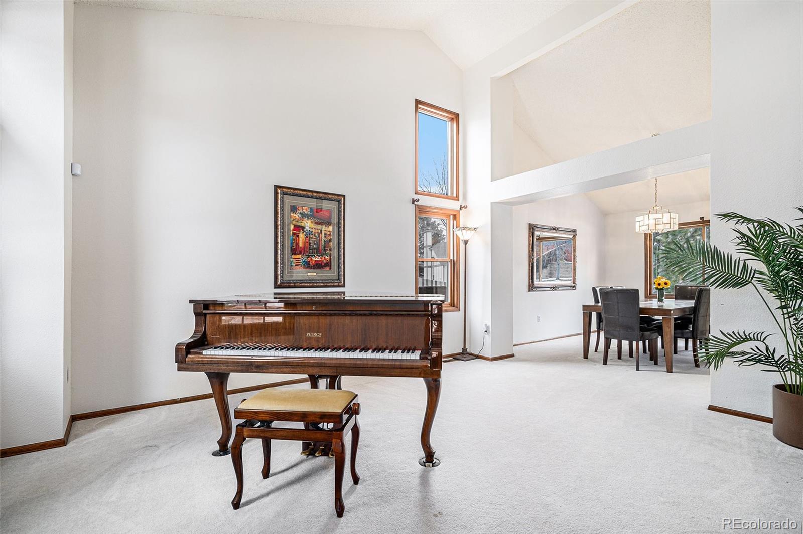 9810 Venneford Ranch Road Highlands Ranch, CO 80126 - Photo 4 of 34