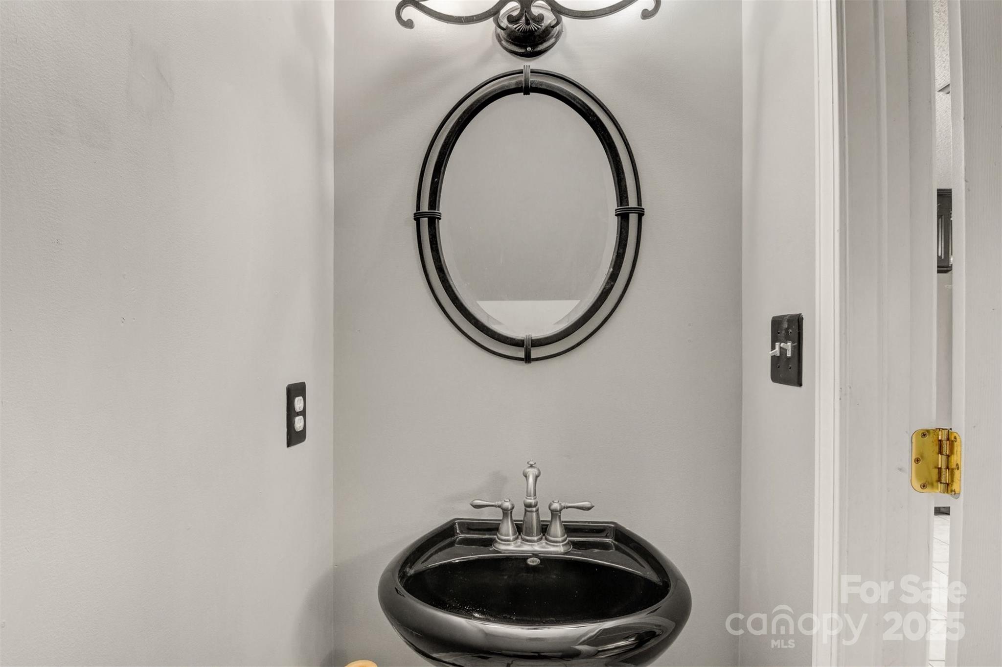 565 Robinhood Road Maiden, NC 28650 - Photo 16 of 41