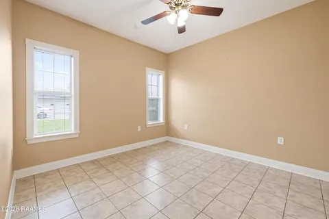 $267,500 | 305 Crossbow Drive, New Iberia, LA 70563