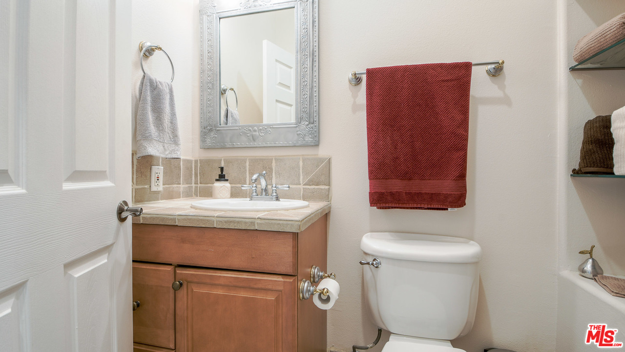 29565 Baringer Road Castaic, CA 91384 - Photo 29 of 40 Gallery Image 29