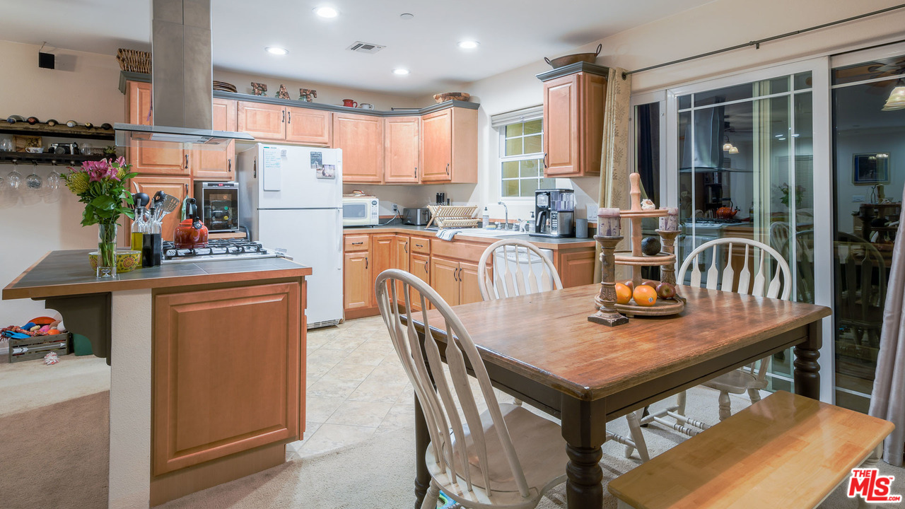 29565 Baringer Road Castaic, CA 91384 - Photo 35 of 40 Gallery Image 35