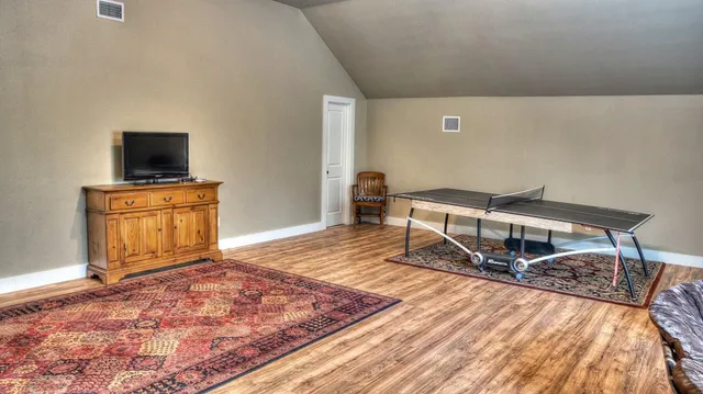 $1,500,000 | 6454 Highway 83, Leakey, TX 78873