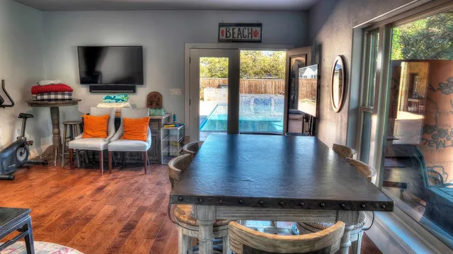 $1,500,000 | 6454 Highway 83, Leakey, TX 78873