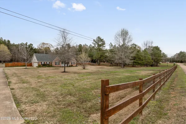 $330,000 | 107 Humming Bird Lane, Byhalia, MS 38611