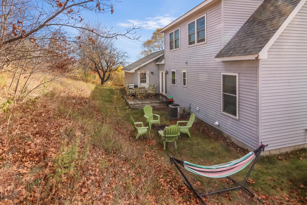 4086 Barnes Road Traverse City, MI 49684 - Photo 3 of 52 1906451-2.JPG