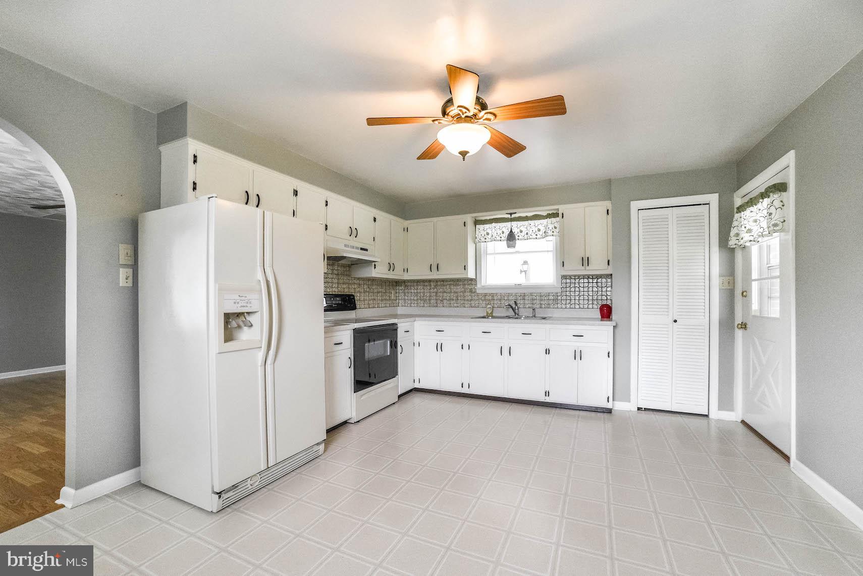 16032 Thomas Road Piney Point, MD 20674 - Photo 5 of 50
