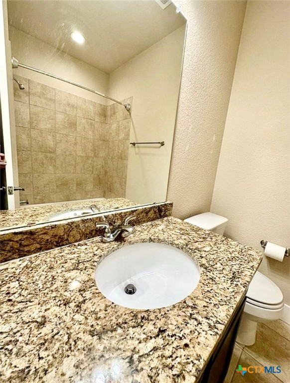 405 High Tech Drive, Unit 9A Georgetown, TX 78626 - Photo 20 of 27 granite vanity - upstairs bathroom