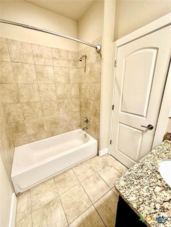 405 High Tech Drive, Unit 9A Georgetown, TX 78626 - Photo 21 of 27 upstairs bathroom