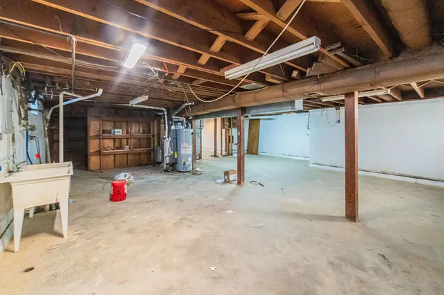 $169,900 | 213 Dorris Drive, Metropolis, IL 62960