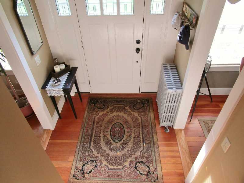 1460 Chopmist Hill Road Scituate, RI 02857 - Photo 2 of 25 Entry. Front Hall