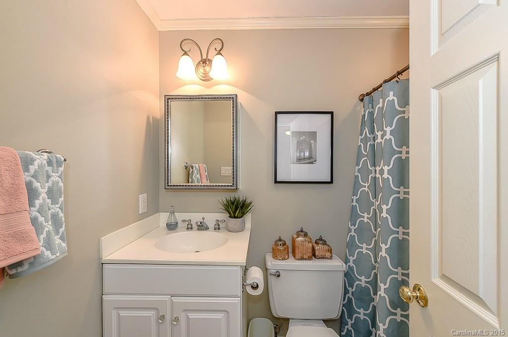 2235 Rexford Road, Unit B Charlotte, NC 28211 - Photo 19 of 23 Gallery Image 19