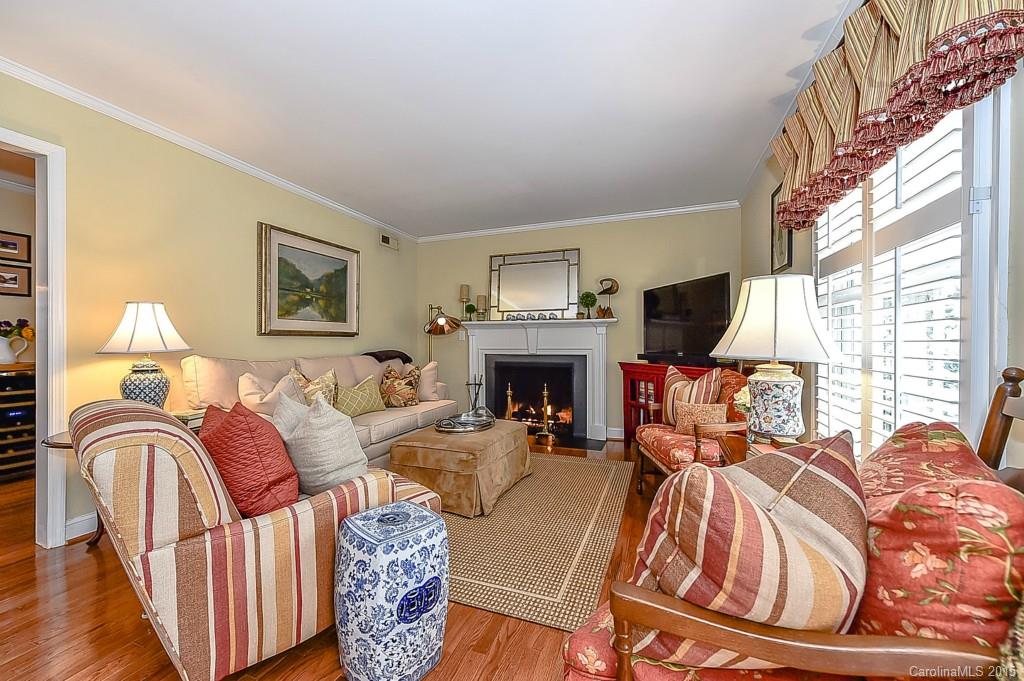 2235 Rexford Road, Unit B Charlotte, NC 28211 - Photo 3 of 23 Gallery Image 3