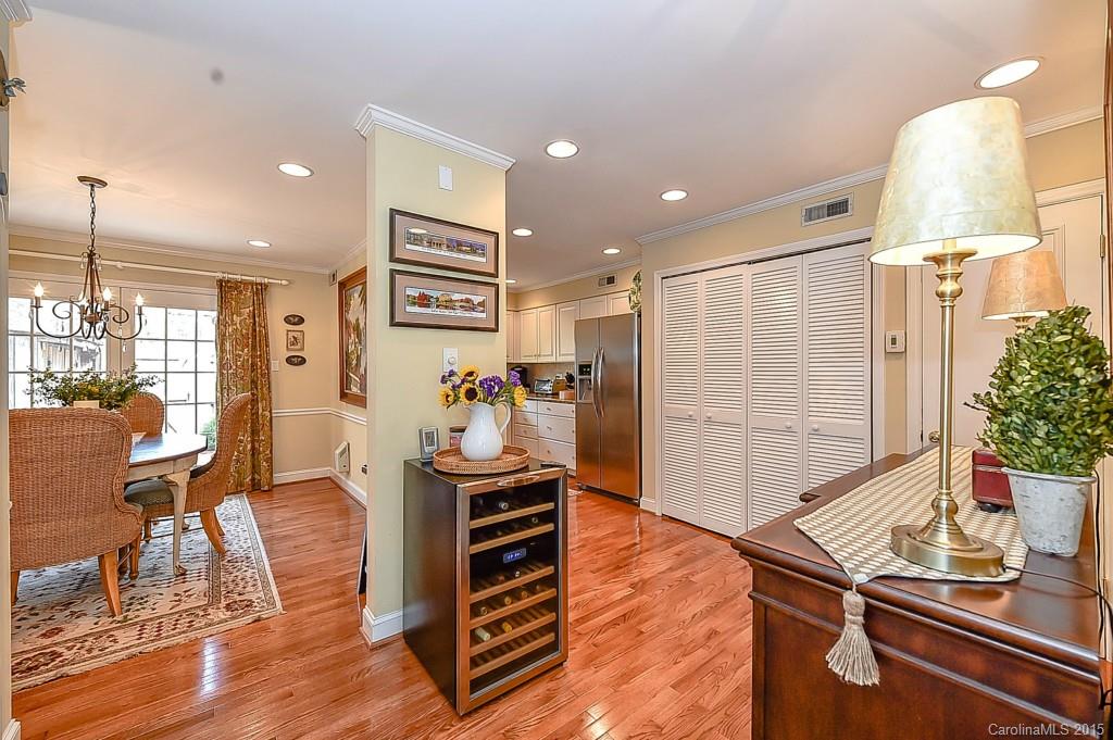2235 Rexford Road, Unit B Charlotte, NC 28211 - Photo 5 of 23 Gallery Image 5
