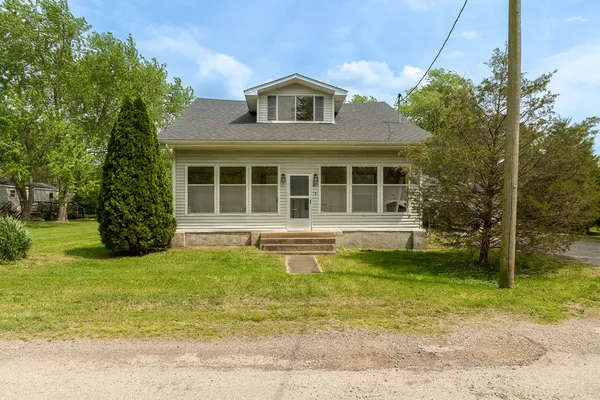 $145,000 | 202 South Ervin Street, Pittsburg, IL 62974
