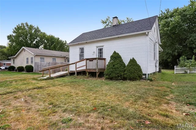 $50,000 | 308 East Benton Street, Mount Olive, IL 62069