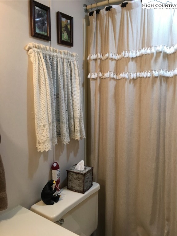 355 Windridge Road Newland, NC 28657 - Photo 22 of 33 Gallery Image 22