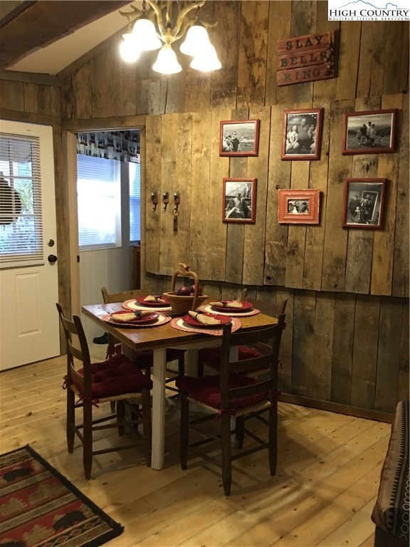 355 Windridge Road Newland, NC 28657 - Photo 10 of 33 Gallery Image 10