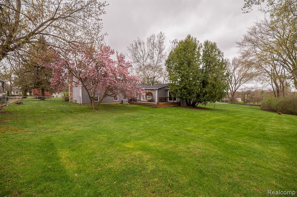2513 Bowers Road Lapeer, MI 48446 - Photo 31 of 33