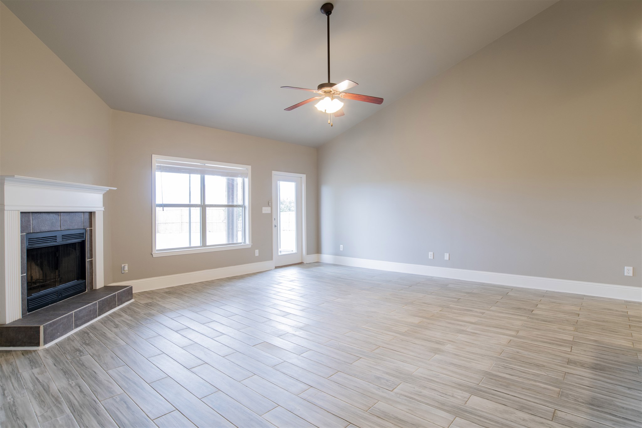9301 Pembrook Loop Fairhope, AL 36532 - Photo 4 of 32