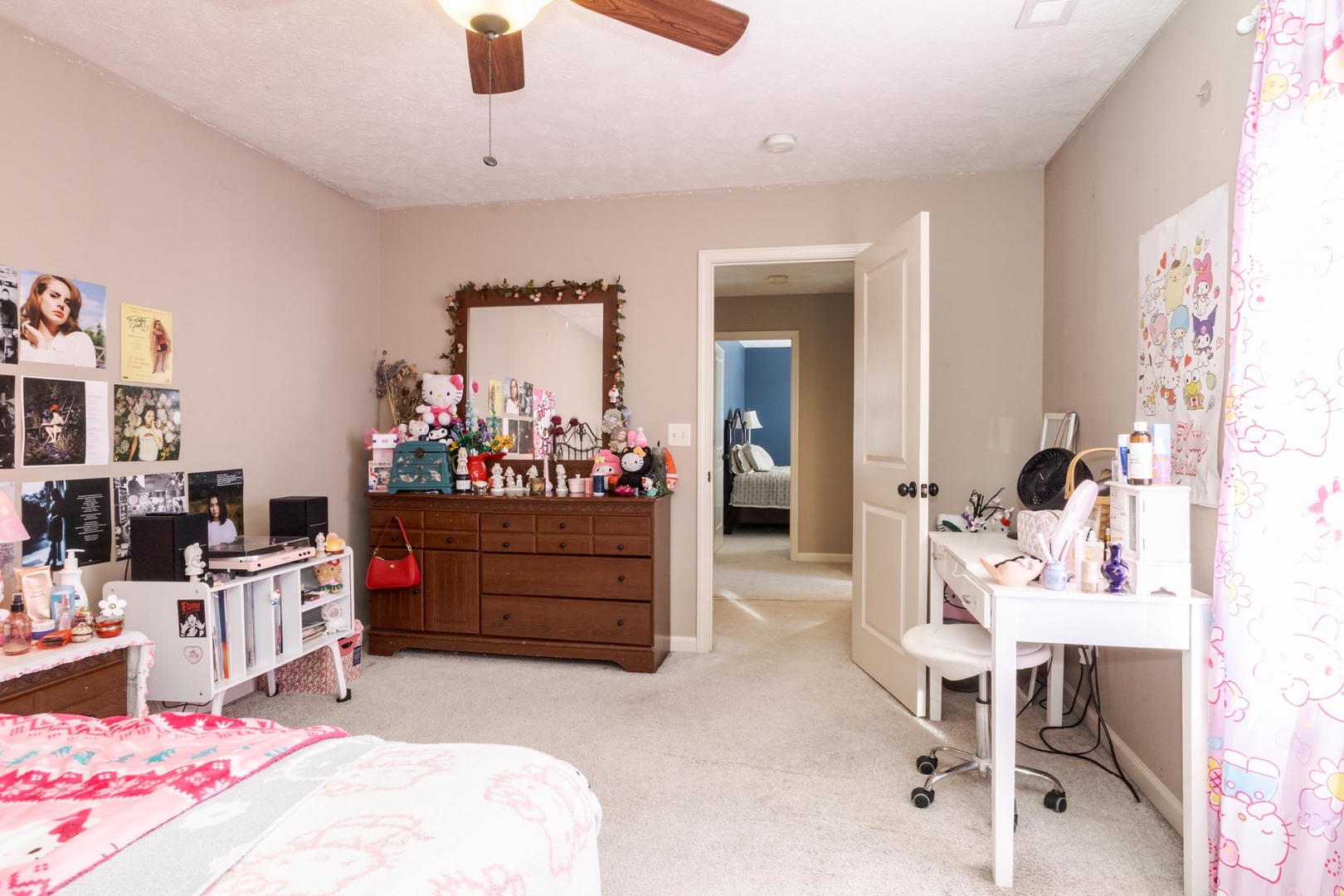 1646 Belclare Road Normal, IL 61761 - Photo 36 of 50 a bed room with furniture and a closet