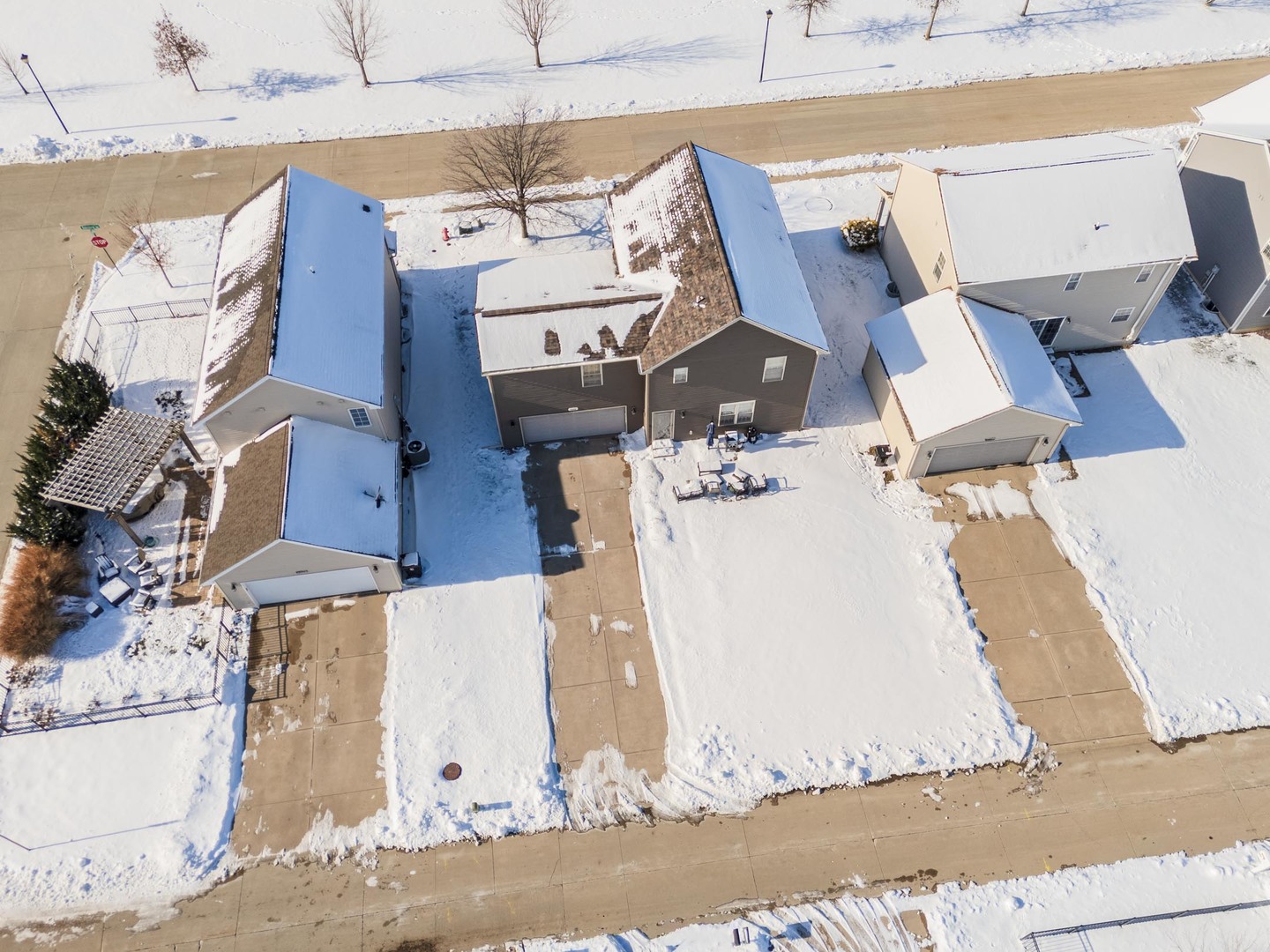 1646 Belclare Road Normal, IL 61761 - Photo 48 of 50 an aerial view of residential houses with outdoor space