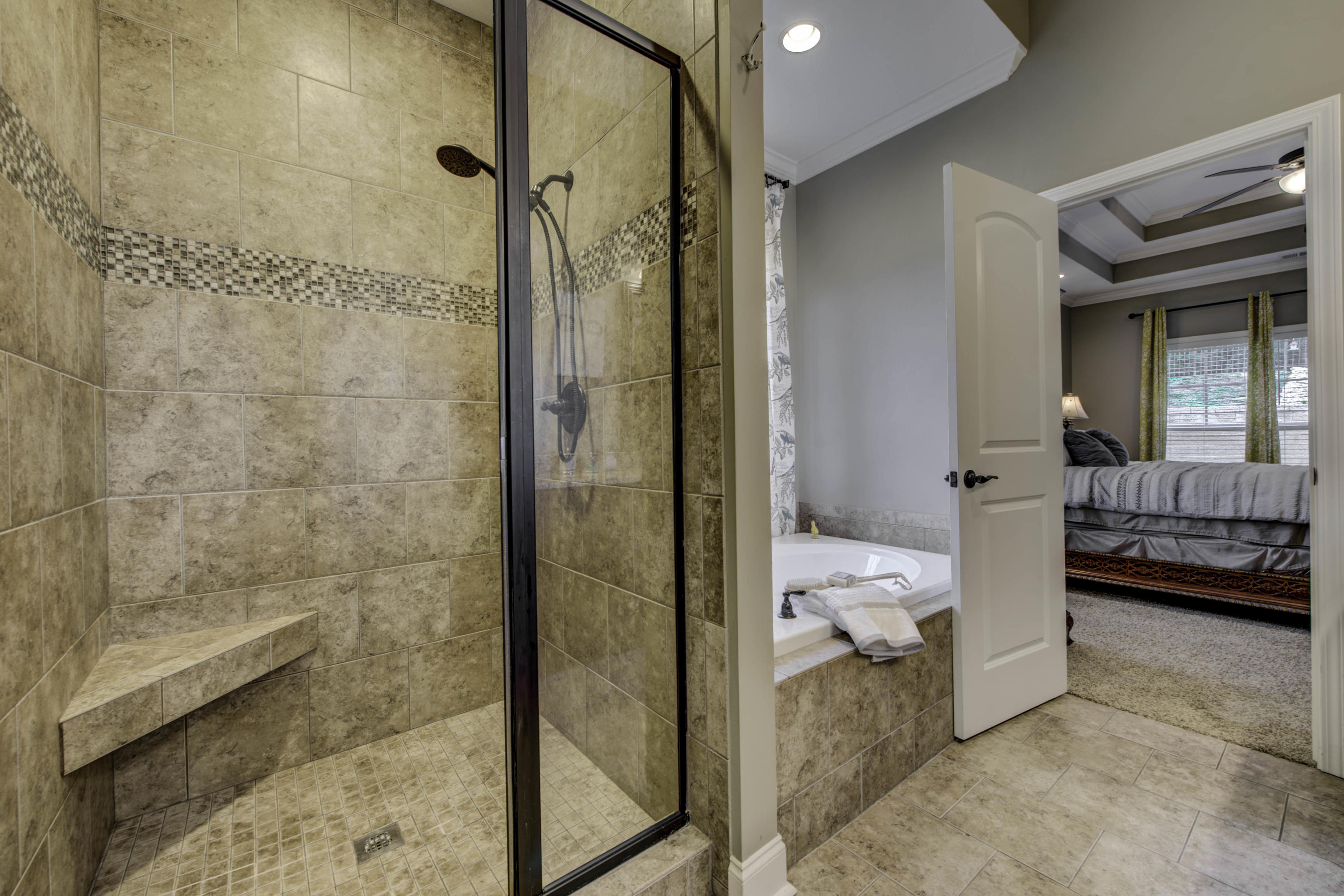 4324 Meredith Road Knoxville, TN 37921 - Photo 15 of 28 Walk-In Shower