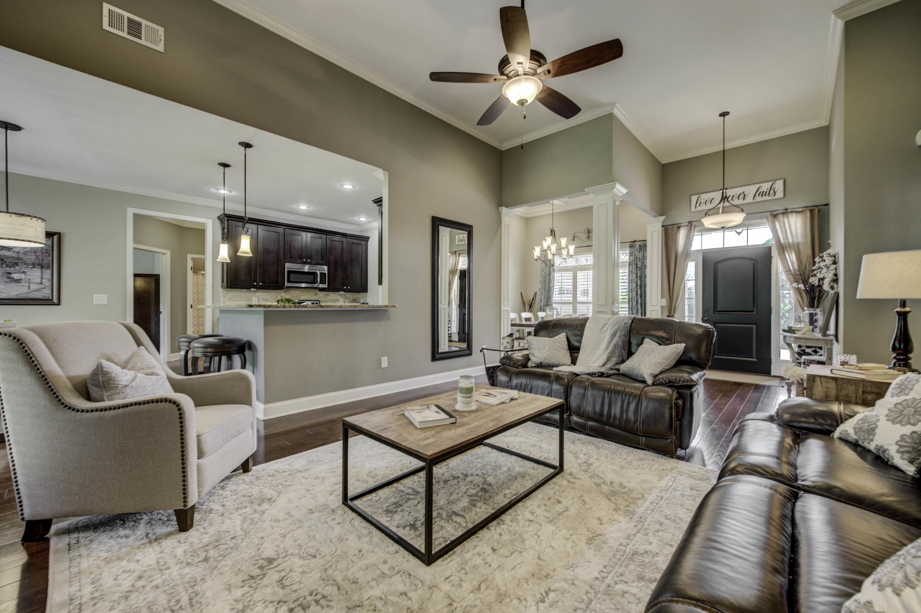 4324 Meredith Road Knoxville, TN 37921 - Photo 6 of 28 Tall Ceilings